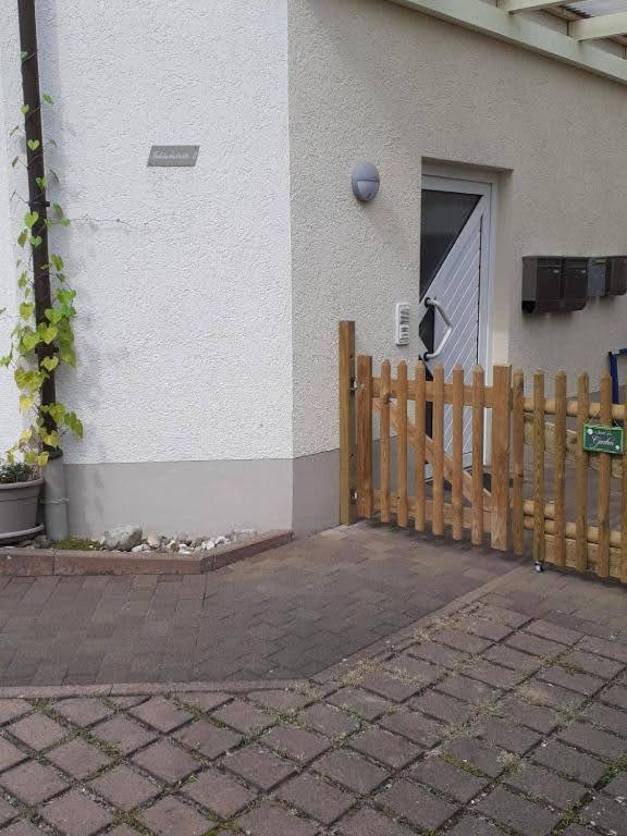 Zimmer Frei 4 Wiesbaden Dış mekan fotoğraf